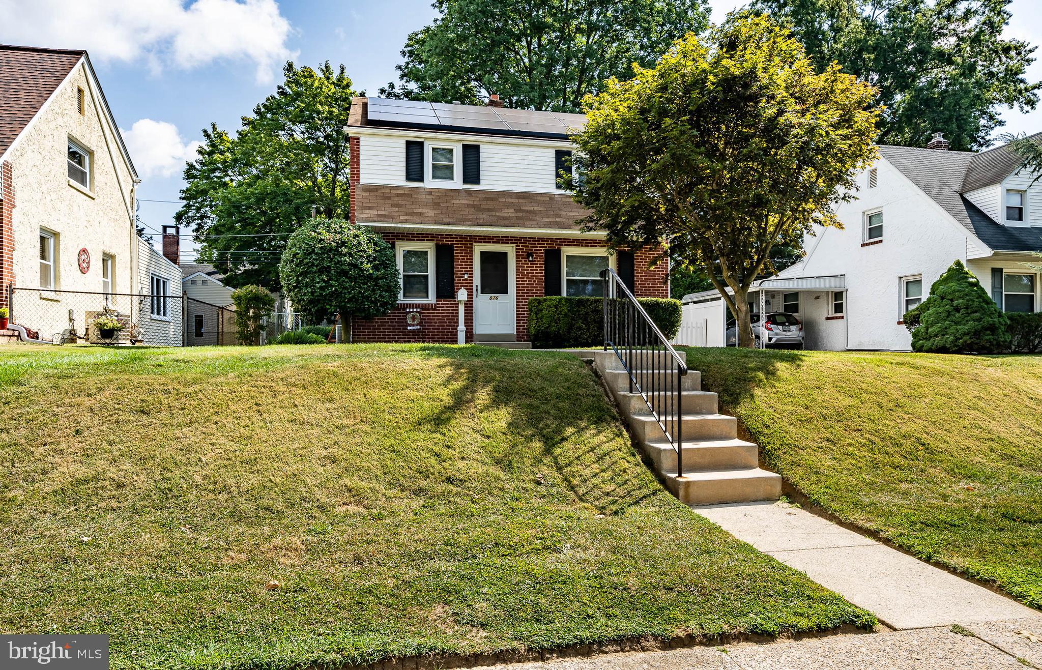 876 Cricket Road Secane, PA 19018 - Photo 2 of 37 Front view from street