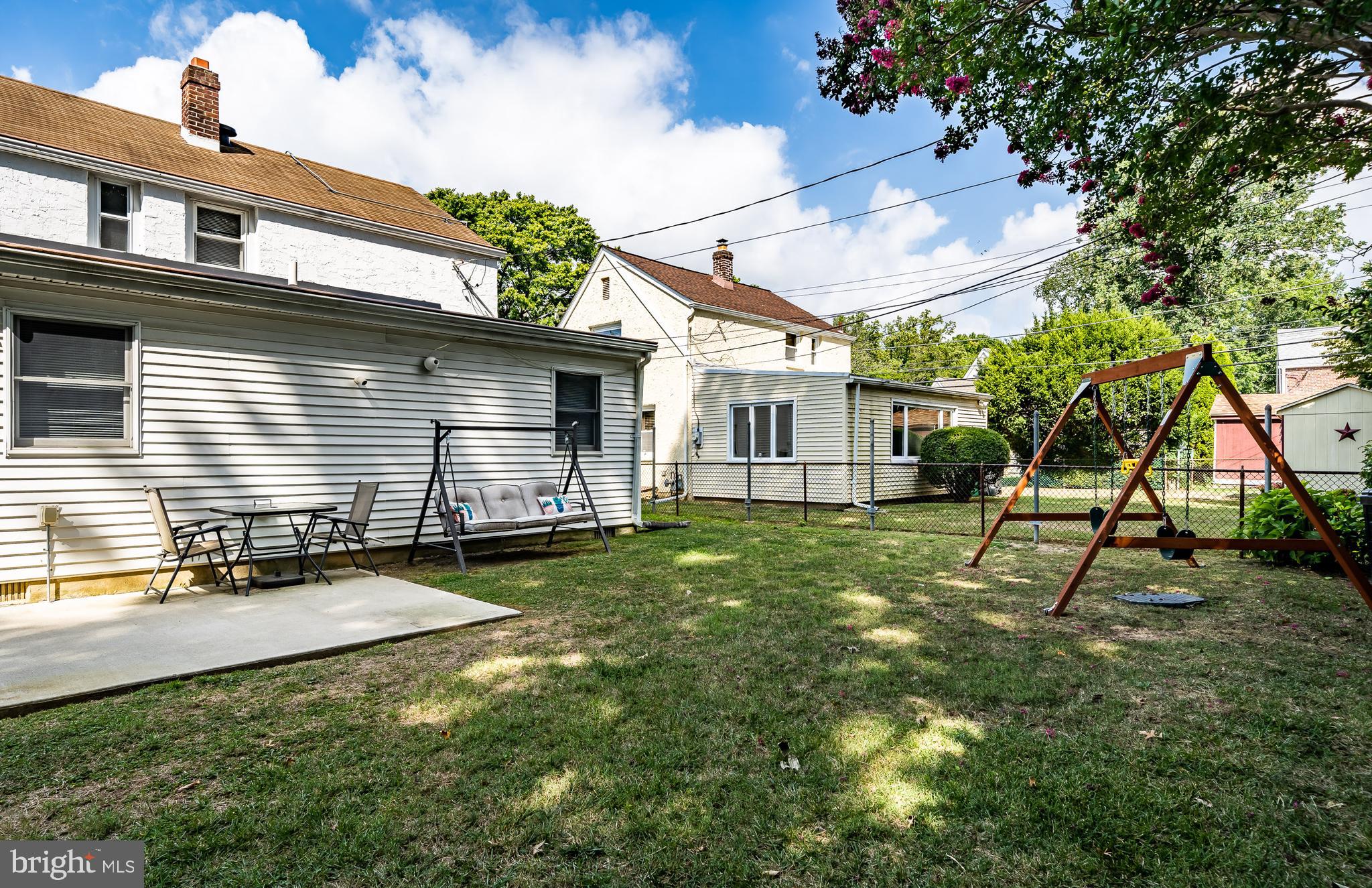 876 Cricket Road Secane, PA 19018 - Photo 36 of 37 Backyard view from back right