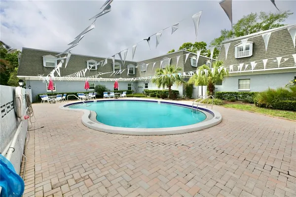 $199,000 | 1713 Belleair Forest Drive, Unit C, Belleair, FL 33756