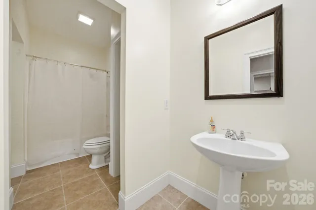 $775,000 | 211 Harbor Ridge Drive, Statesville, NC 28677