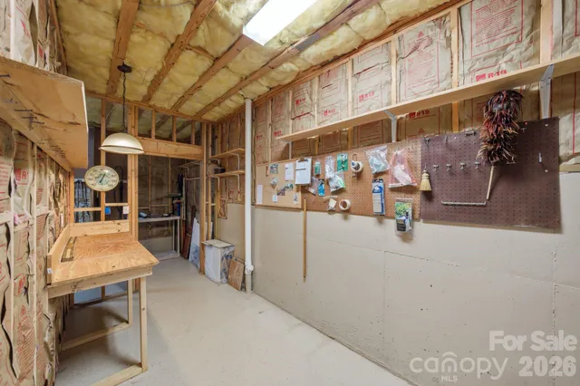 $775,000 | 211 Harbor Ridge Drive, Statesville, NC 28677