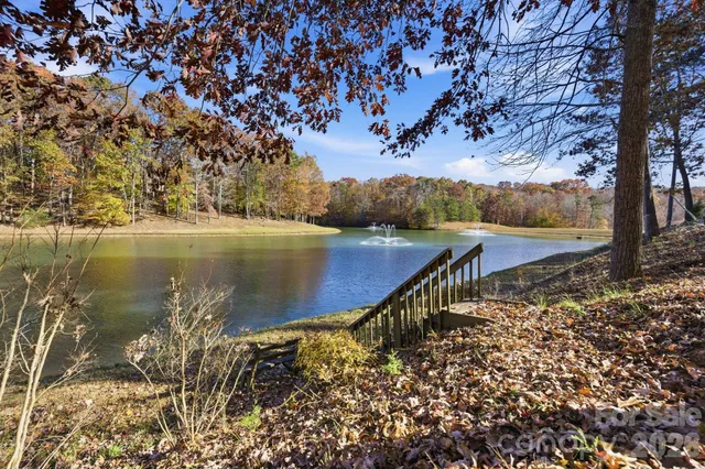 $775,000 | 211 Harbor Ridge Drive, Statesville, NC 28677