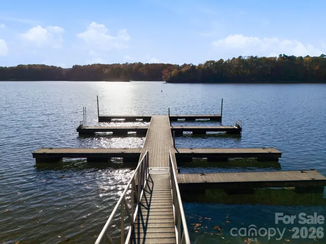 $775,000 | 211 Harbor Ridge Drive, Statesville, NC 28677