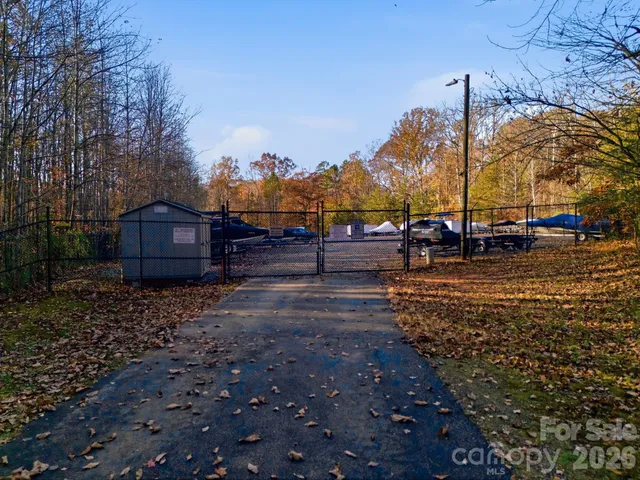 $775,000 | 211 Harbor Ridge Drive, Statesville, NC 28677