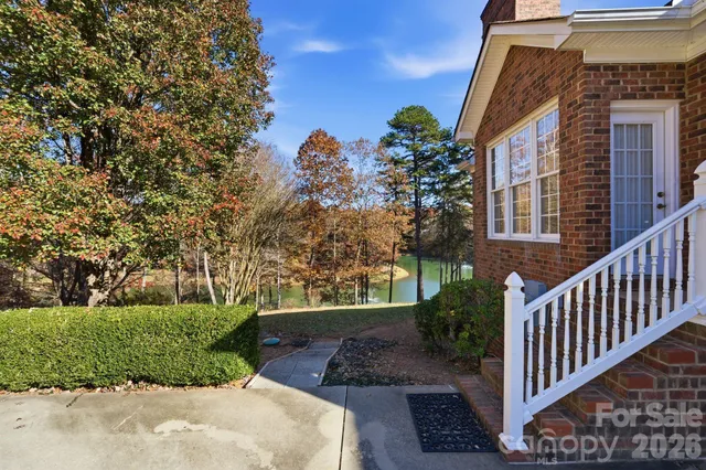 $775,000 | 211 Harbor Ridge Drive, Statesville, NC 28677