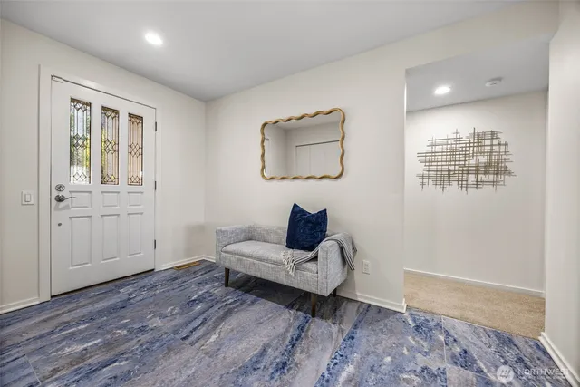 $924,995 | 17442 Northeast 40th Place, Unit D3, Redmond, WA 98052