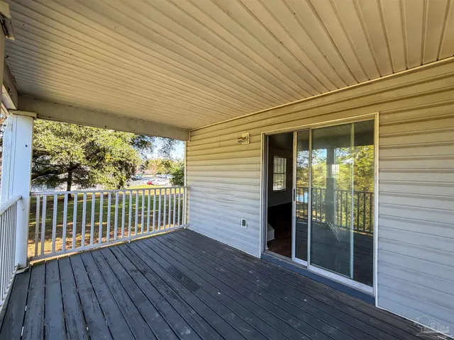 $1,400 | 1500 East Johnson Avenue, Unit 214, Pensacola, FL 32514