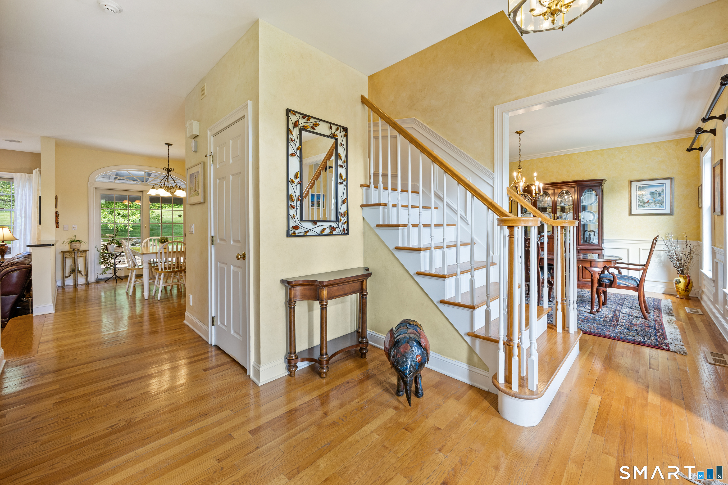 325 Westwood Road Bristol, CT 06010 - Photo 2 of 38