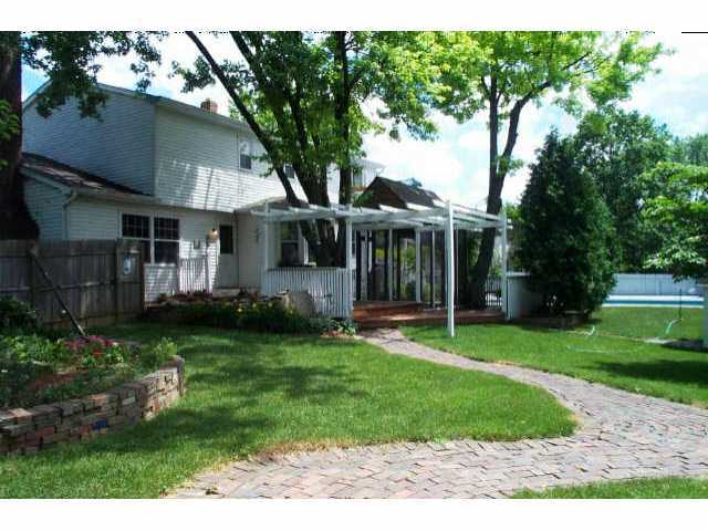 3955 Reed Road Upper Arlington, OH 43220 - Photo 3 of 6 Gallery Image 3