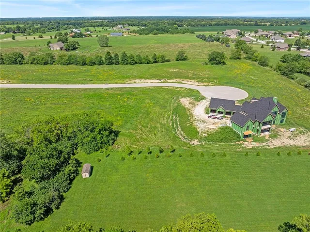 $210,000 | 7200 Northeast 133rd Street, Smithville, MO 64089