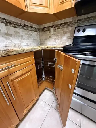 $269,999 | Hialeah Gardens, Hialeah Gardens, FL 33016