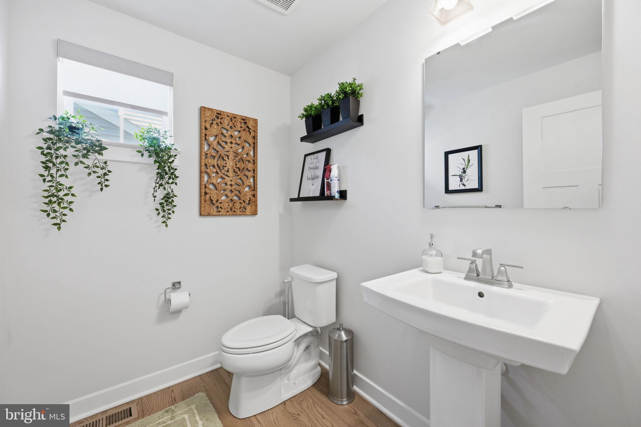1321 Upper Patuxent Ridge Road Odenton, MD 21113 - Photo 44 of 48 Modern bathroom with stylish accents.