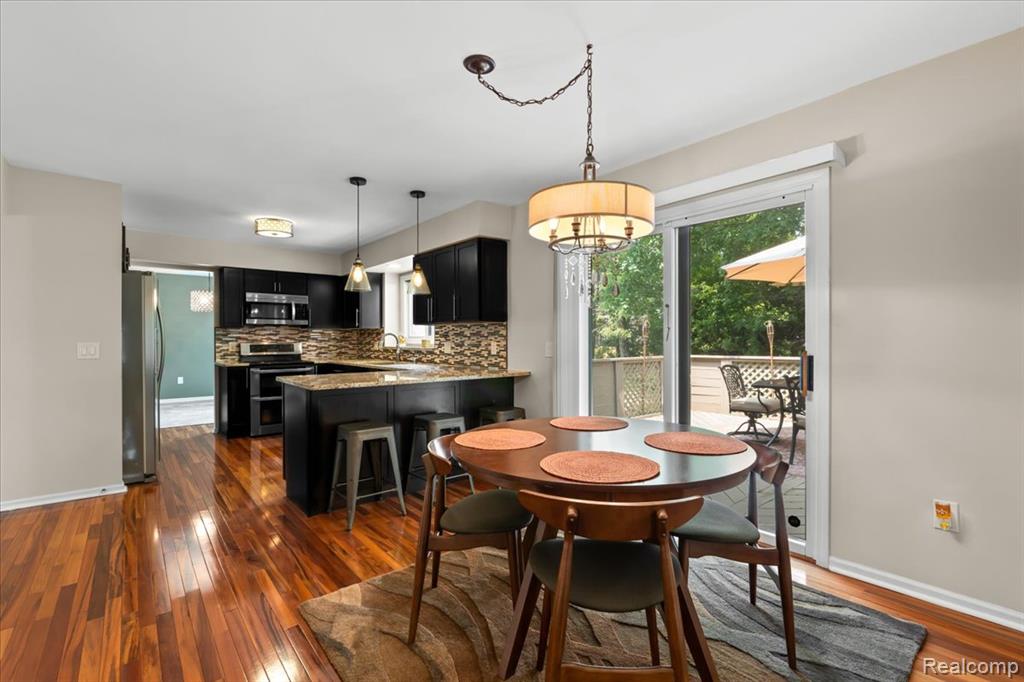42266 Waterfall Road Northville, MI 48168 - Photo 13 of 35