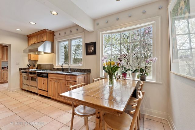 $550,000 | 1119 Elm Ridge Drive, Glencoe, IL 60022