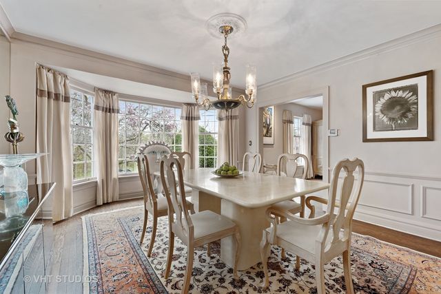 $550,000 | 1119 Elm Ridge Drive, Glencoe, IL 60022