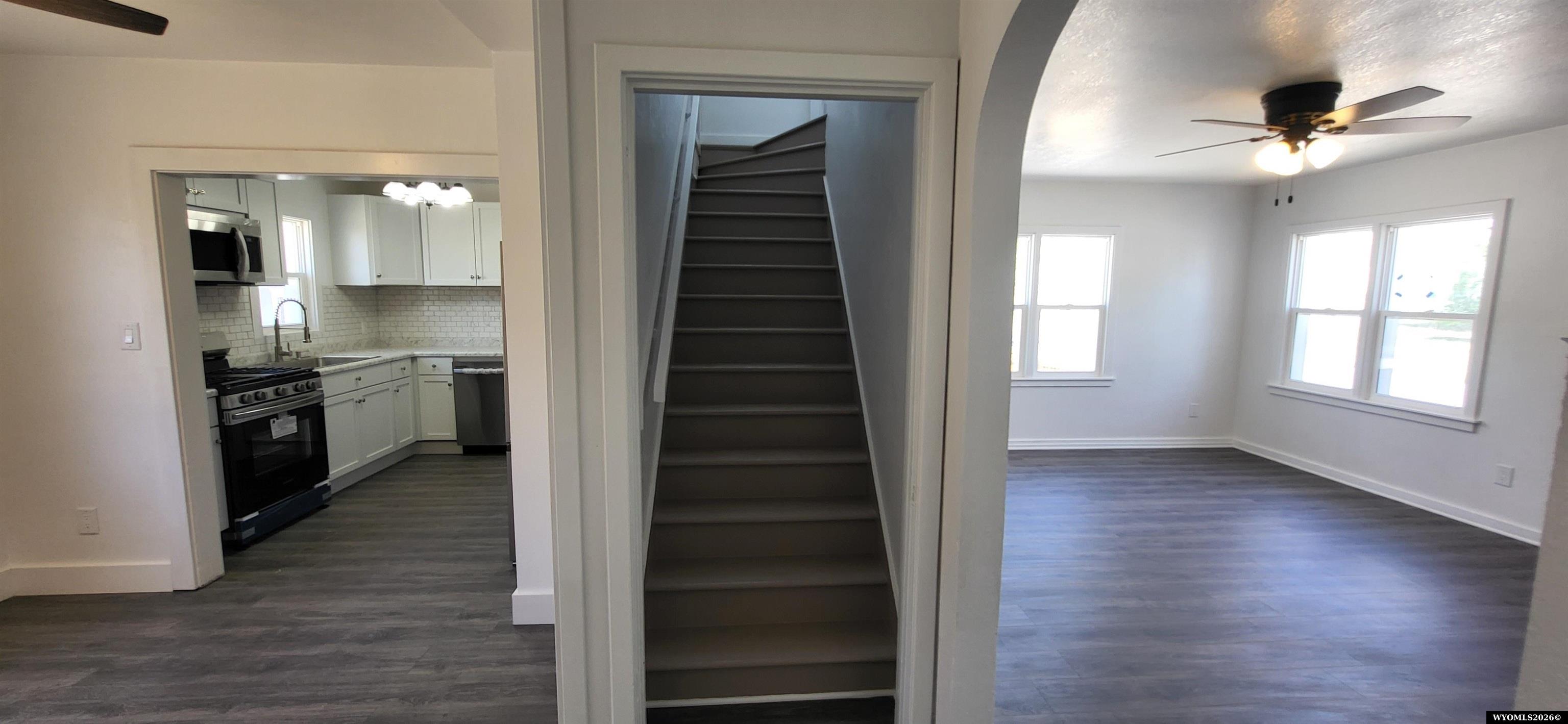 1018 7th Street Rawlins, WY 82301 - Photo 11 of 43