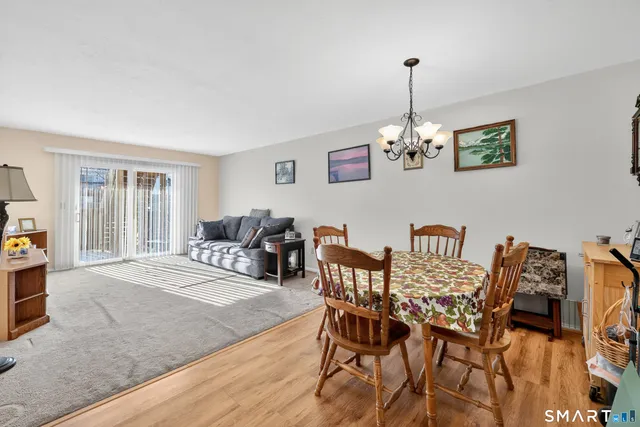 $199,900 | E6 Bradley Circle, Unit 6, Enfield, CT 06082