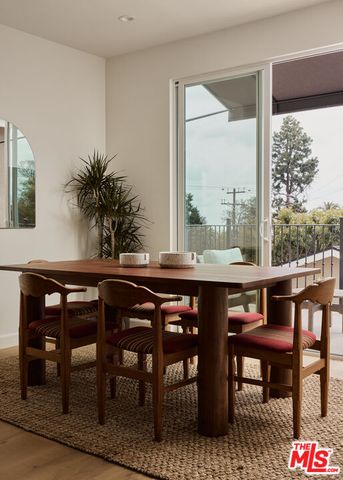 $1,925,000 | 1108 East Palm Street, Altadena, CA 91001