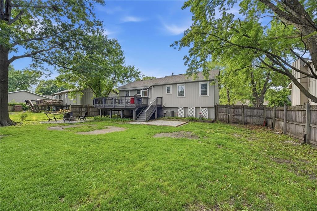 1037 South Valley Road Olathe, KS 66061 - Photo 4 of 7