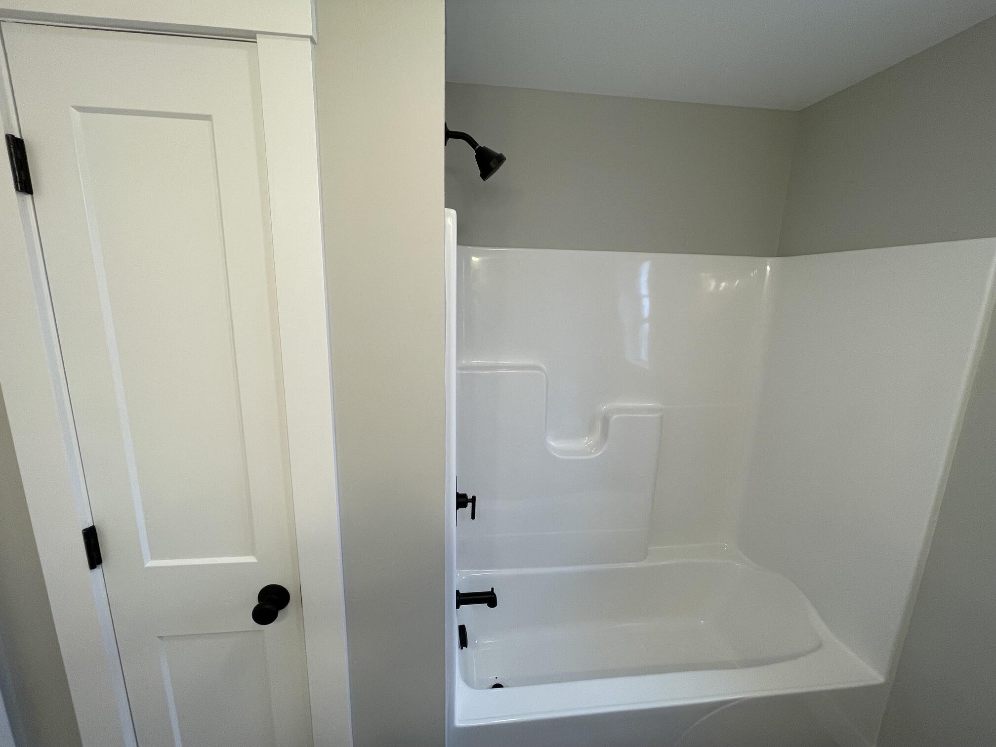 201 Dunton Road Naples, ME 04055 - Photo 20 of 36 Linen and Tub/Shower