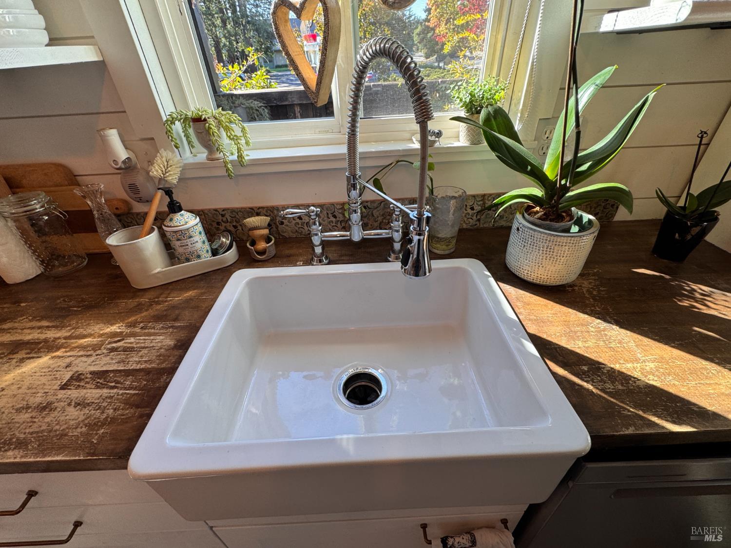 52 Oakstone Court, Unit 52 Santa Rosa, CA 95409 - Photo 16 of 49 a bathroom with a sink