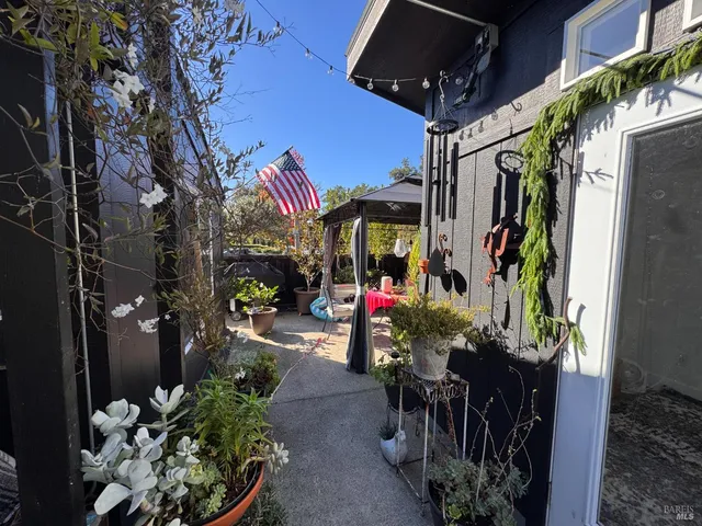 $239,000 | 52 Oakstone Court, Unit 52, Santa Rosa, CA 95409