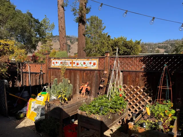 $239,000 | 52 Oakstone Court, Unit 52, Santa Rosa, CA 95409