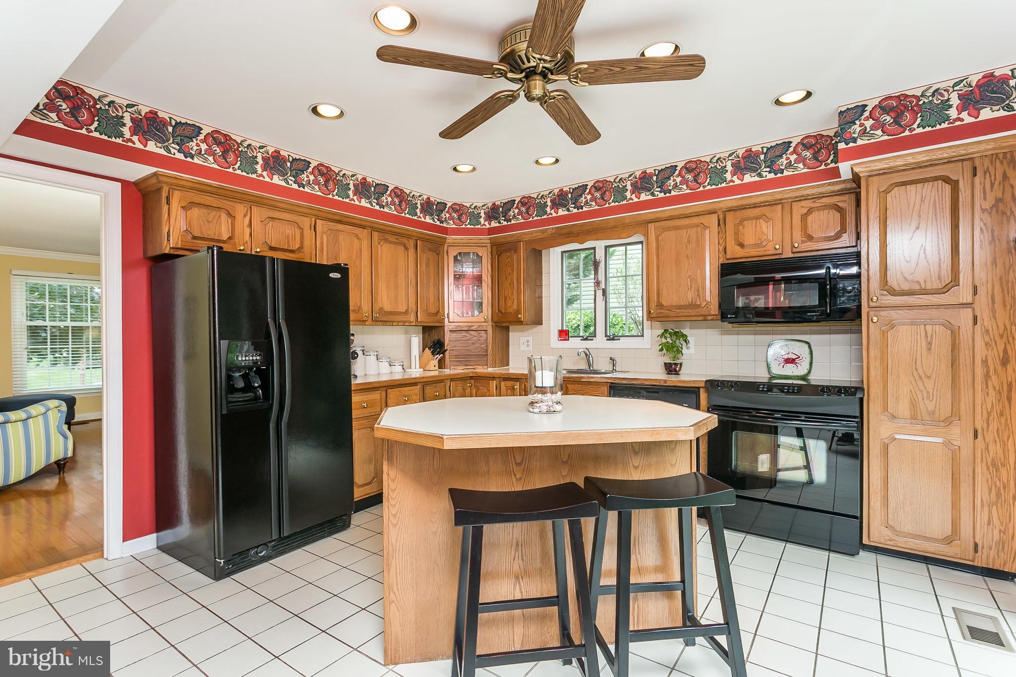 813 Ramshead Circle Cockeysville, MD 21030 - Photo 7 of 24 Kitchen