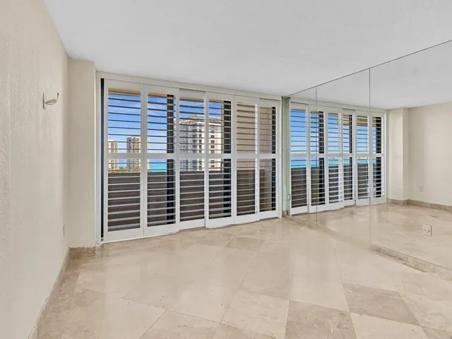 $4,100 | 4200 North Ocean Drive, Unit 21605, Singer Island, FL 33404