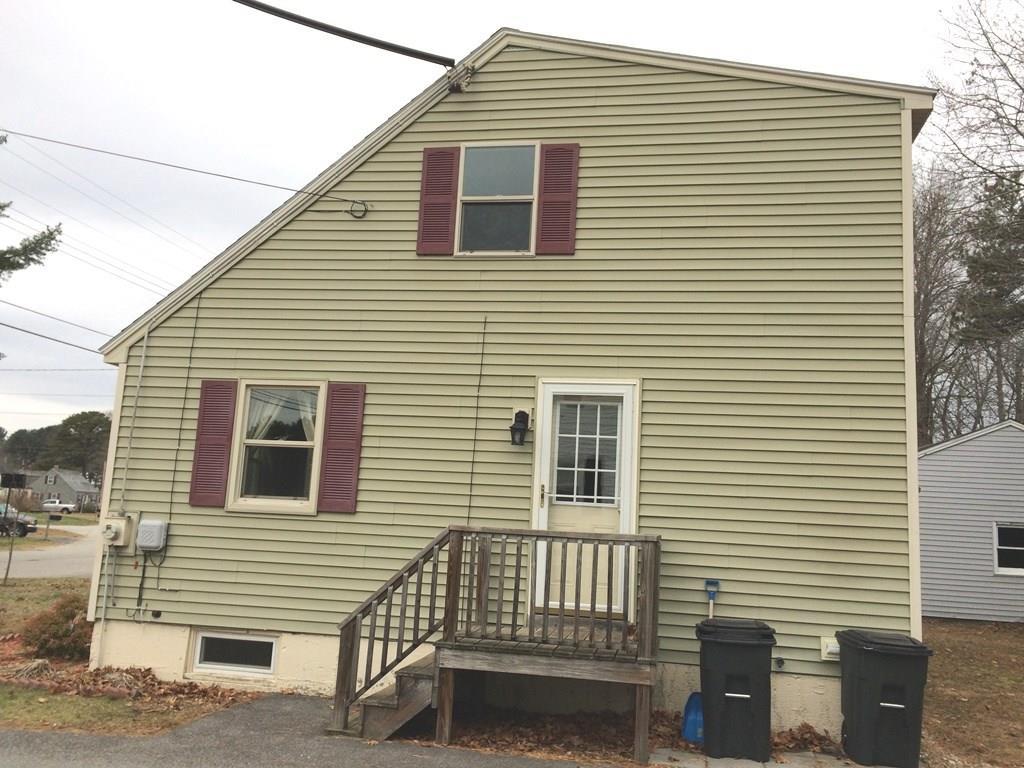 44 Merrymeeting Road Brunswick, ME 04011 - Photo 18 of 24 This is a side view of the home...