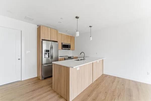 $3,485 | 1035 Commonwealth Avenue, Unit 306, Boston, MA 02215