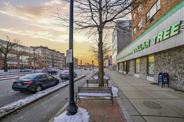$3,485 | 1035 Commonwealth Avenue, Unit 306, Boston, MA 02215