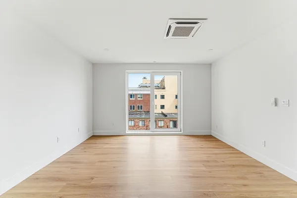 $3,485 | 1035 Commonwealth Avenue, Unit 306, Boston, MA 02215