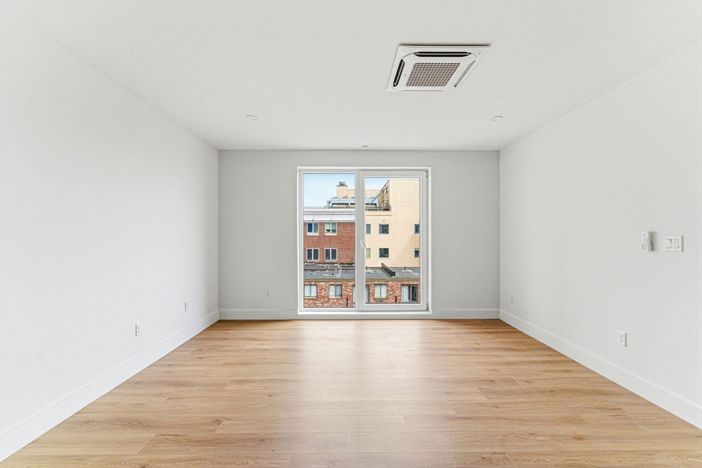 1035 Commonwealth Avenue, Unit 306 Boston, MA 02215 - Photo 7 of 17