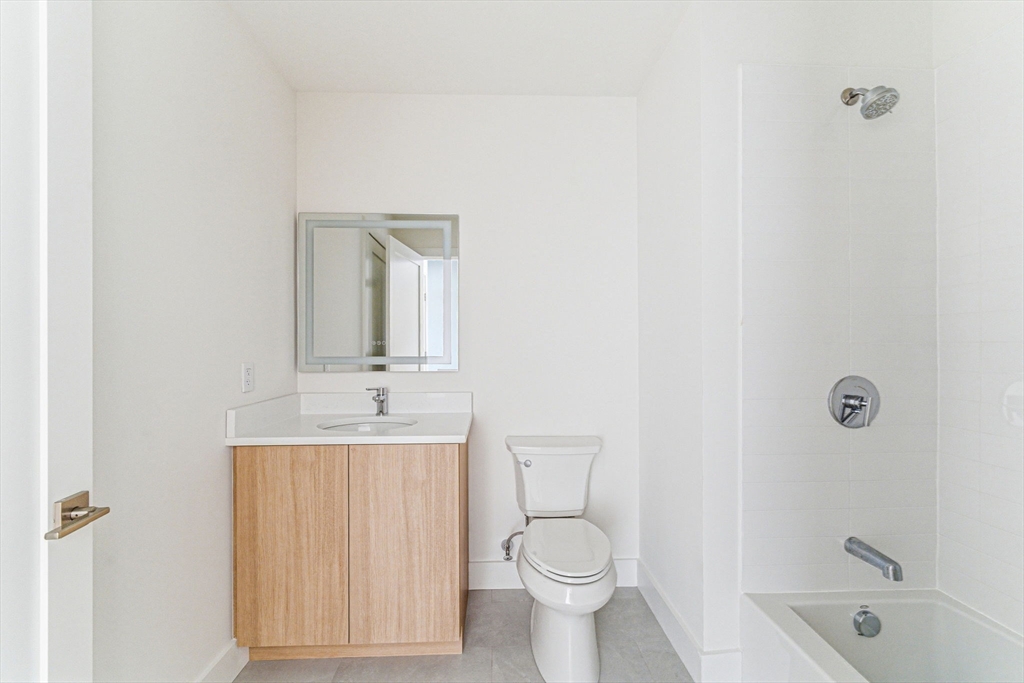 1035 Commonwealth Avenue, Unit 306 Boston, MA 02215 - Photo 10 of 17
