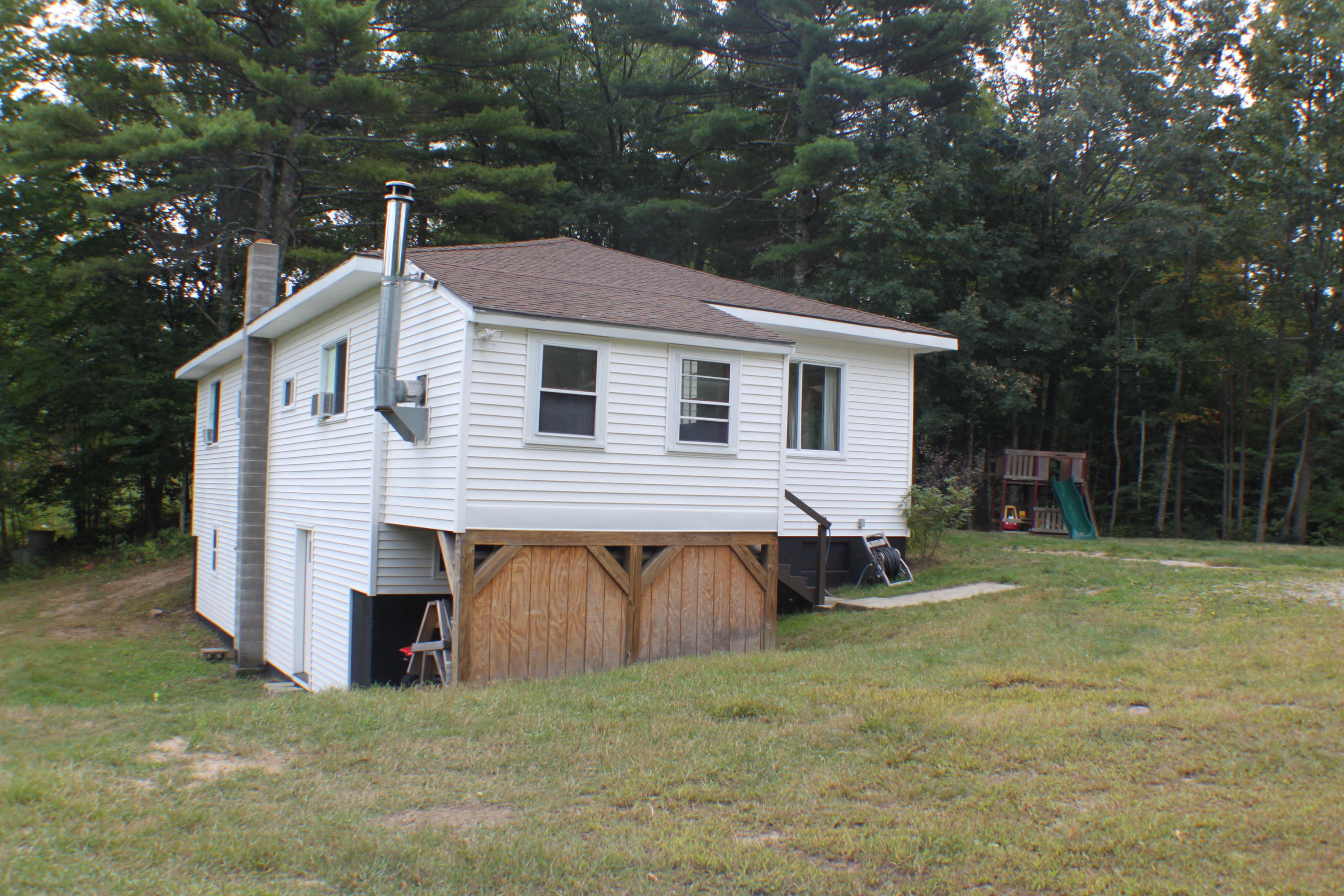482 Hooper Road Shapleigh, ME 04076 - Photo 7 of 25 Right Side
