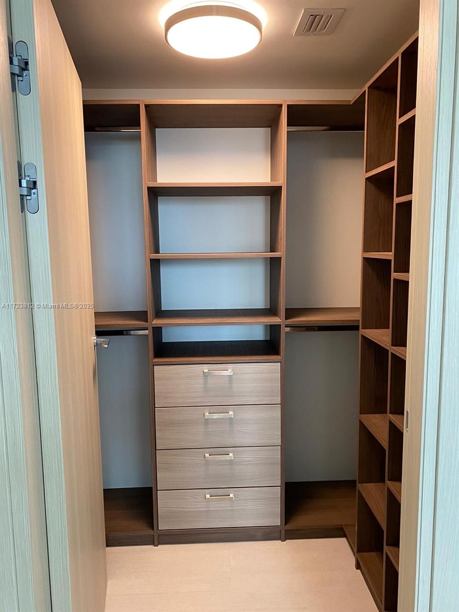 851 Northeast 1st Avenue, Unit 1002 Miami, FL 33132 - Photo 11 of 11