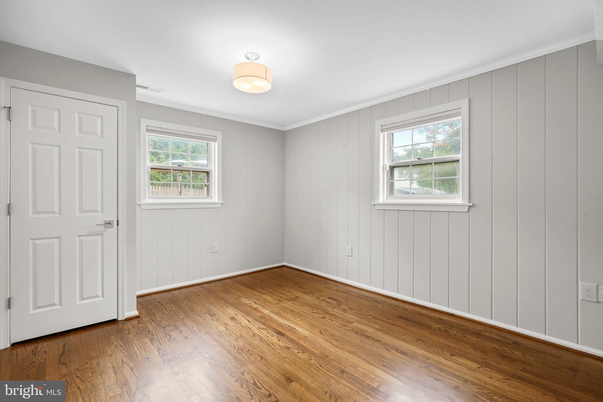 5005 Rodman Road Bethesda, MD 20816 - Photo 34 of 48 4th Bedroom with adjoining Bathroom