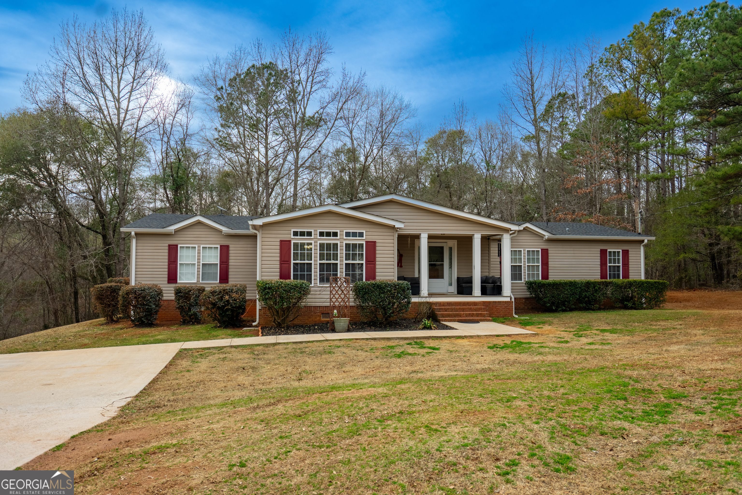 264 South Glenn Road LaGrange, GA 30241 - Photo 1 of 43