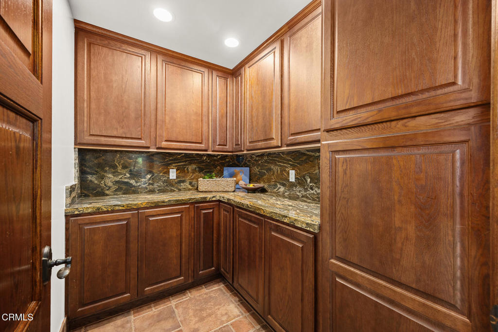 1533 Rancho Avenue Glendale, CA 91201 - Photo 15 of 49 MLS_31