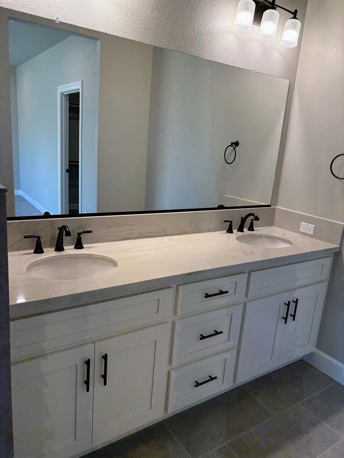 929 Norman Road Galt, CA 95632 - Photo 5 of 5