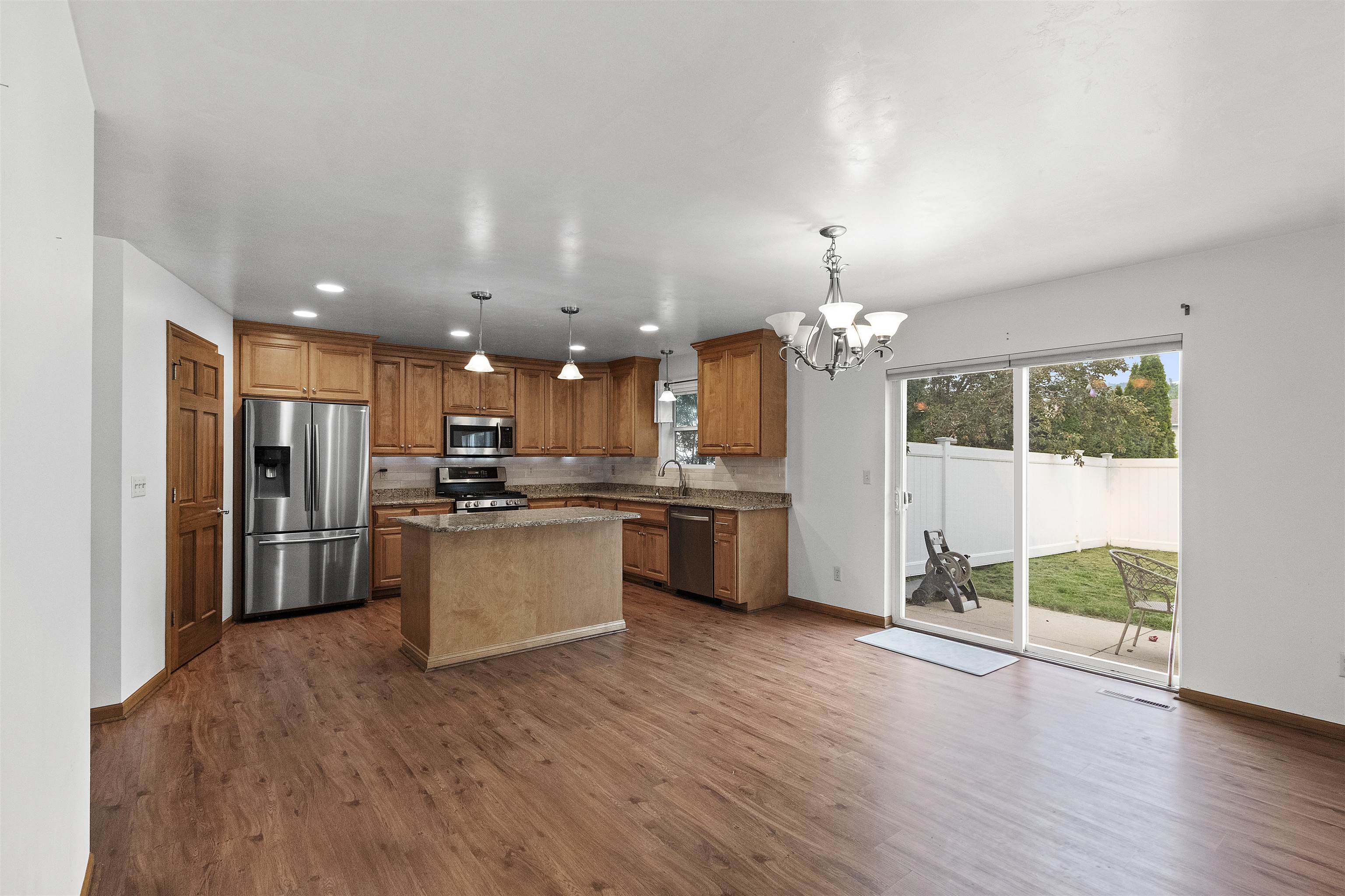 854 Krause Road Green Bay, WI 54313 - Photo 6 of 50 Gallery Image 6