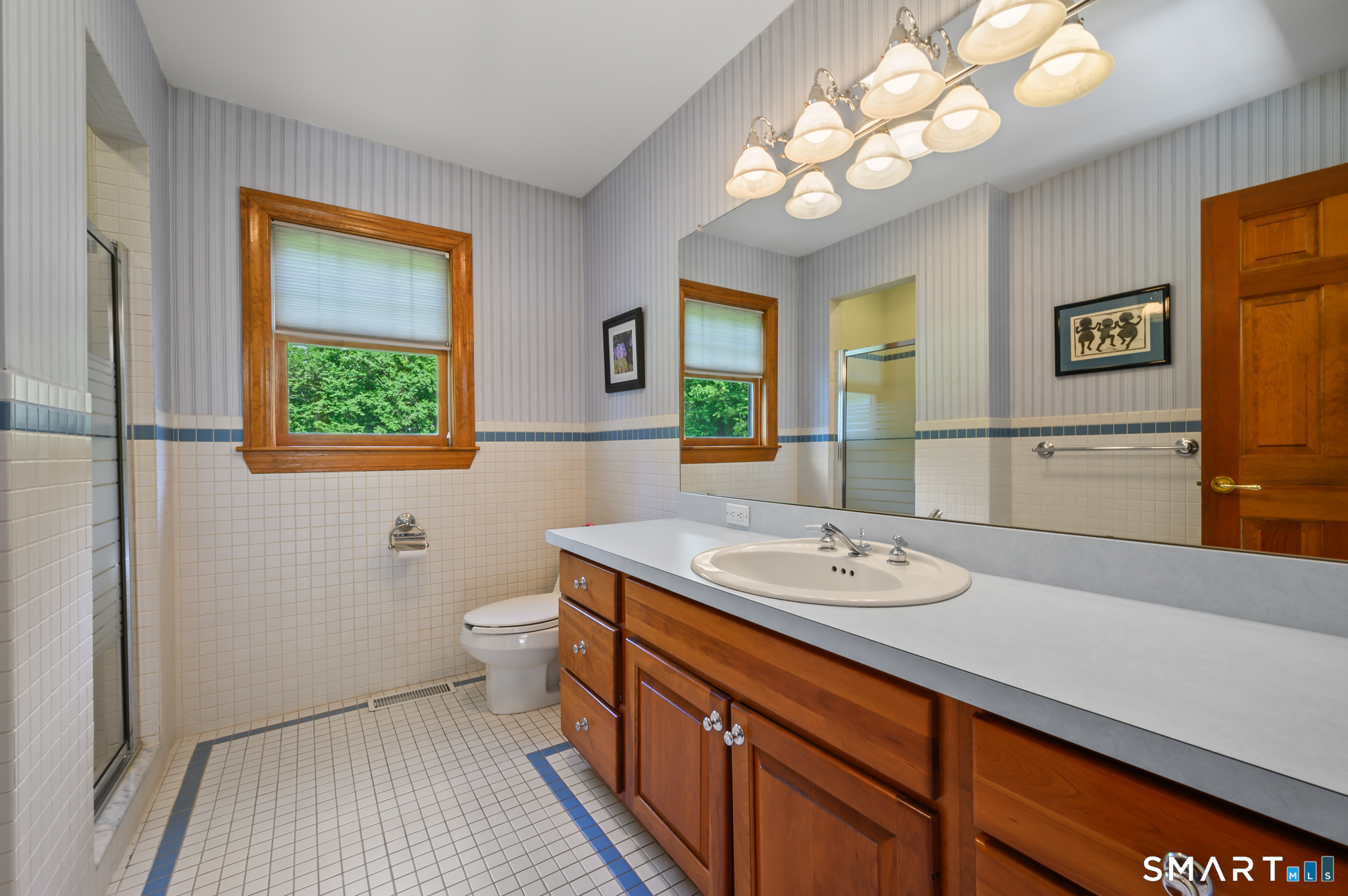 286 Mirey Dam Road Middlebury, CT 06762 - Photo 19 of 38 1st floor full bath