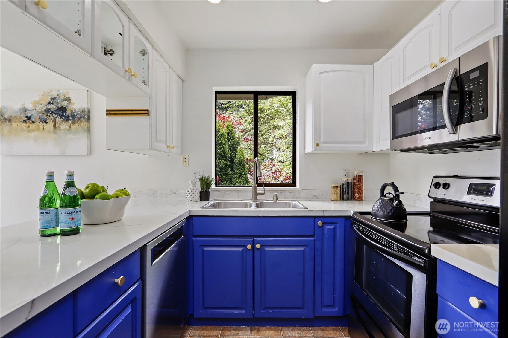 9009 Avondale Road Northeast, Unit M226 Redmond, WA 98052 - Photo 7 of 26