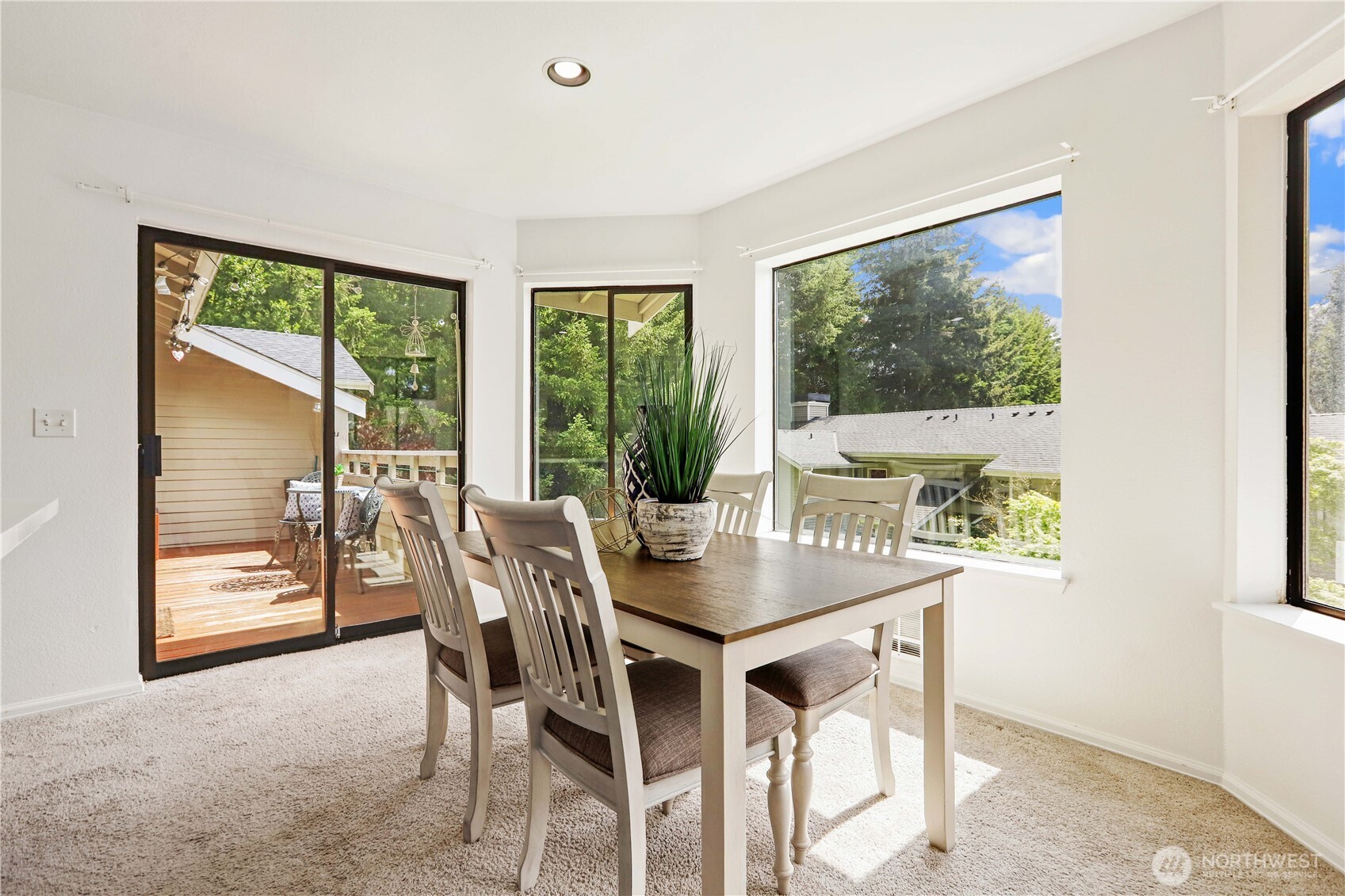 9009 Avondale Road Northeast, Unit M226 Redmond, WA 98052 - Photo 10 of 26