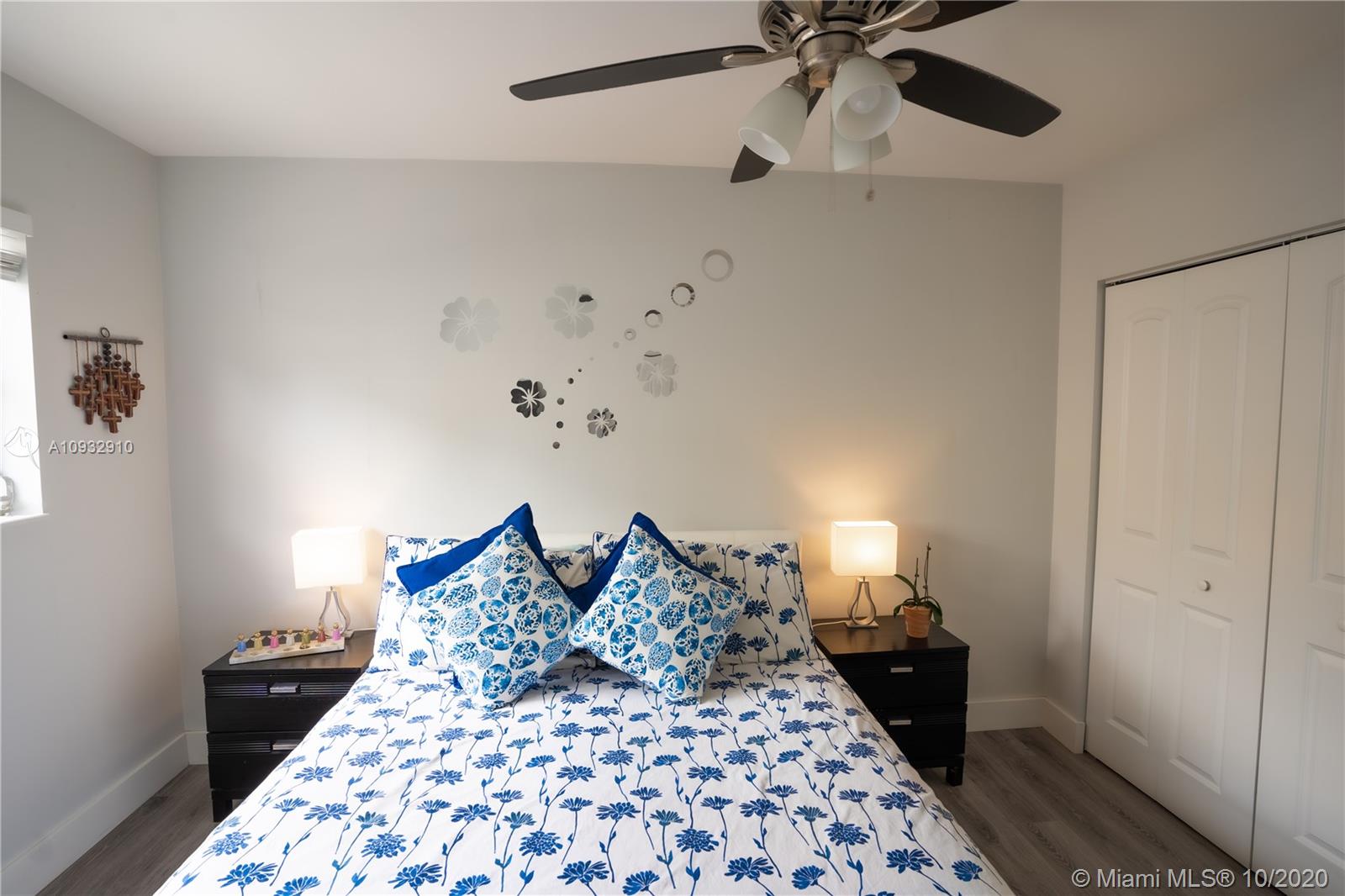 2641 Funston Street Hollywood, FL 33020 - Photo 13 of 40