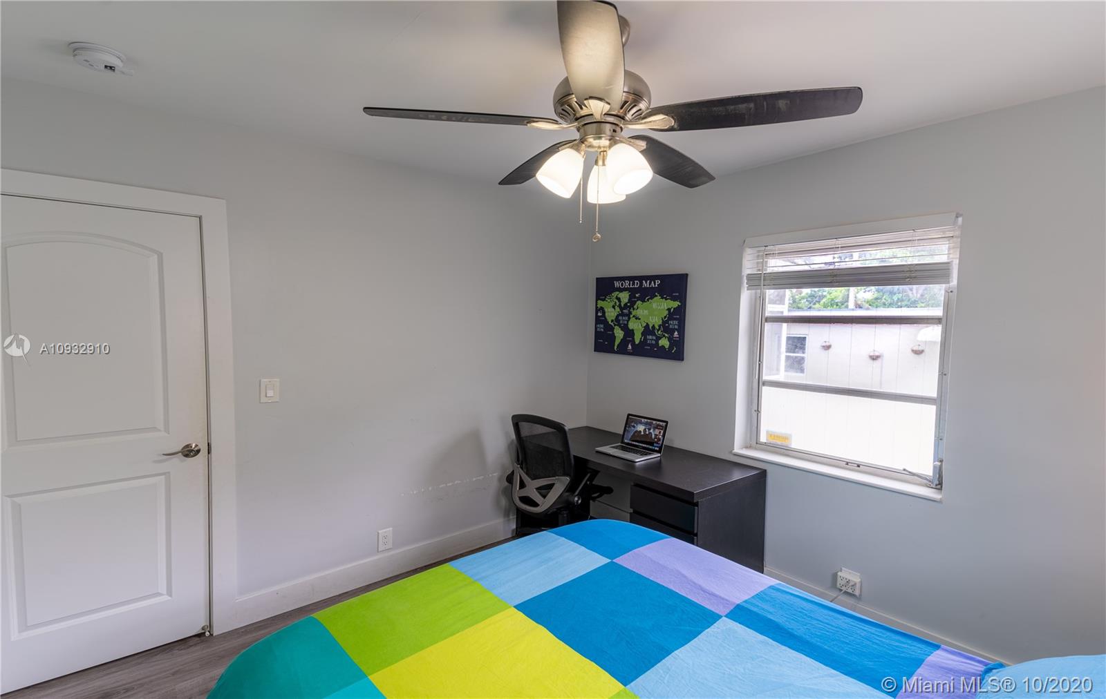 2641 Funston Street Hollywood, FL 33020 - Photo 18 of 40