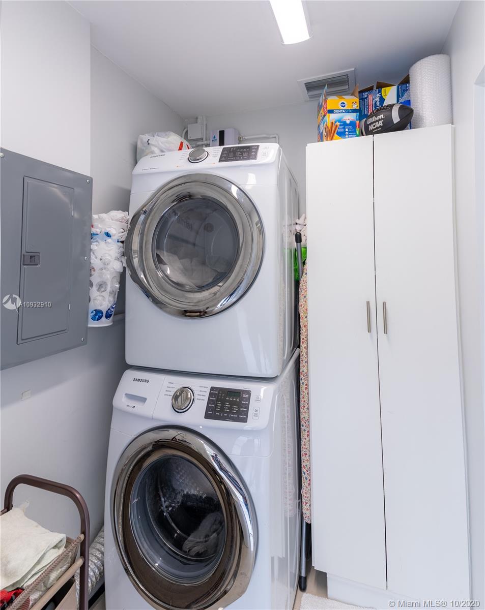 2641 Funston Street Hollywood, FL 33020 - Photo 20 of 40