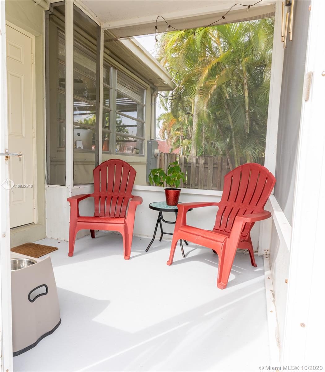 2641 Funston Street Hollywood, FL 33020 - Photo 22 of 40