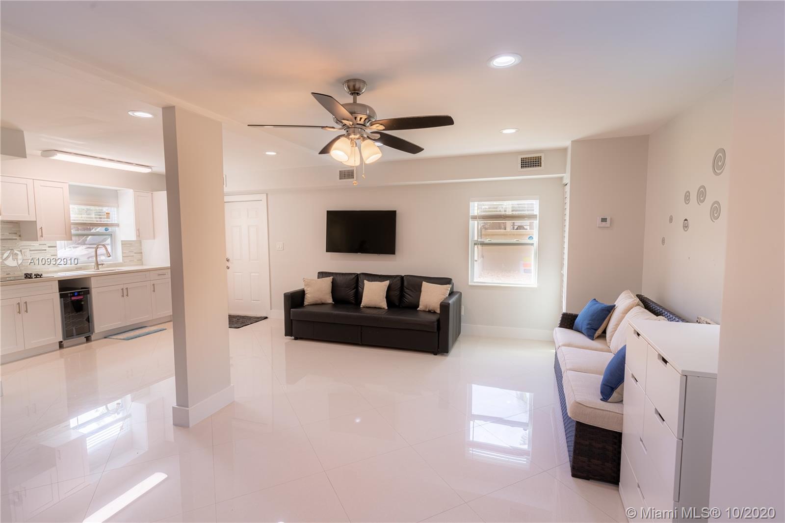 2641 Funston Street Hollywood, FL 33020 - Photo 29 of 40